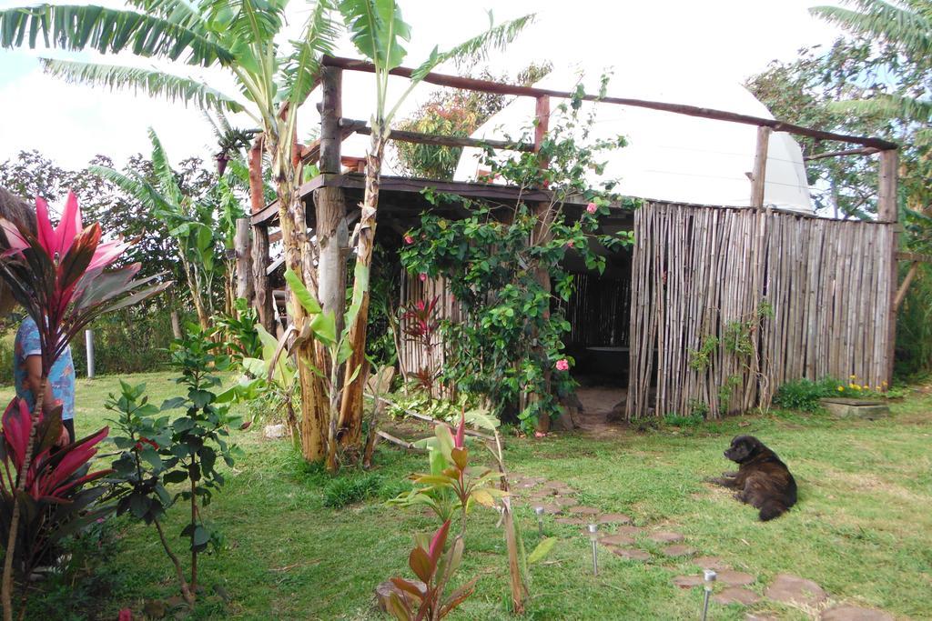 Mamma Nui Glamping Villa Hanga Roa Buitenkant foto